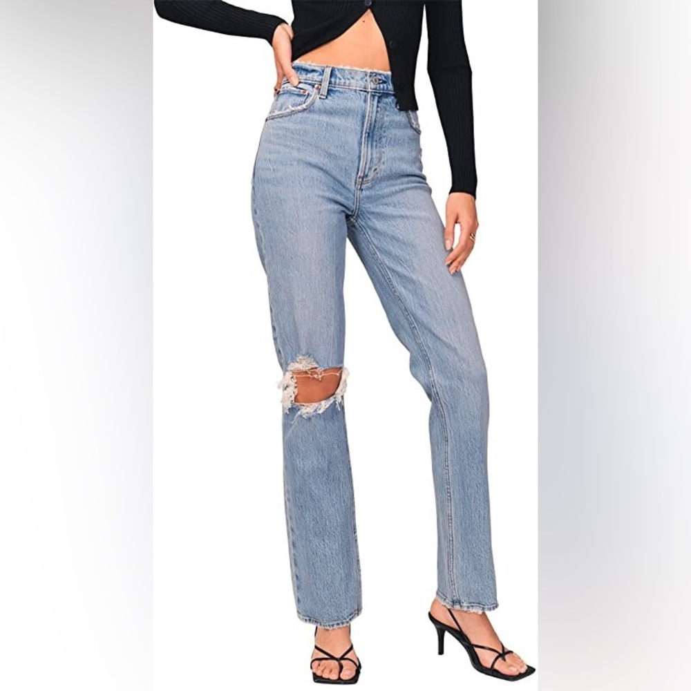Abercrombie & Fitch Curve Love ‘90s Straight Ultra High Rise Jeans